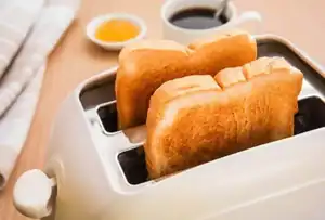 烤過的麵包(焼いた食パン)被稱為「トースト」