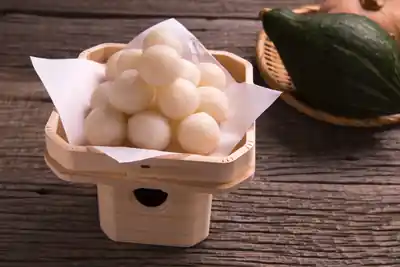 日本賞月時吃「月見團子」